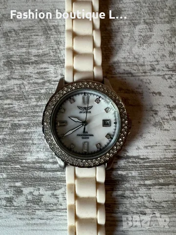 Дамски часовник AVIATOR с бяла гумена каишка и блестящи камъчета на циферблата ALL STAINLESS STEEL , снимка 2 - Дамски - 56107226