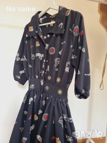 Черна рокля