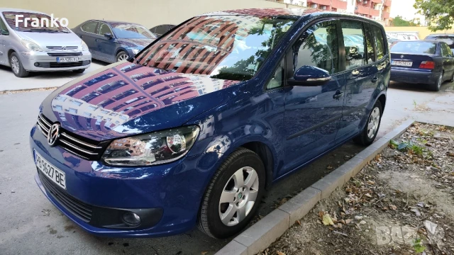 Фолксваген Туран 1,6tdi Автоматик от Германия , снимка 16 - Автомобили и джипове - 50992539