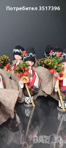 КОЛЕДАР - Дървена  кукла с национална носия - Коледари