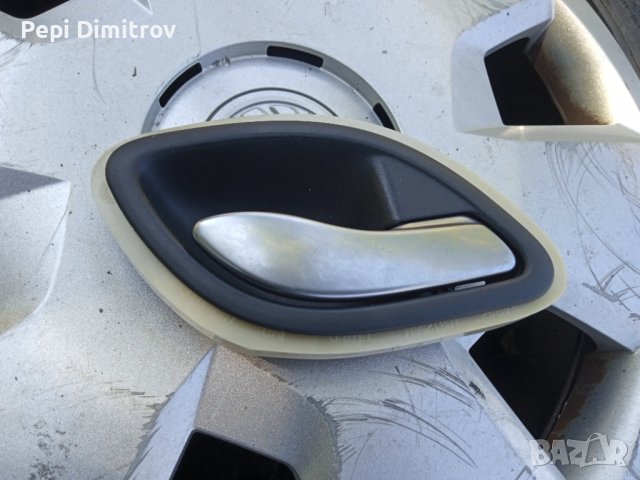 Дясна Дръжка отваряне врата за Renault Espace IV Minivan (11.2002 - 02.2015), 4+1 , снимка 2 - Части - 38105310