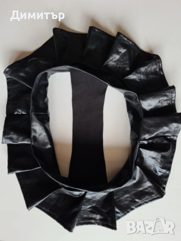 Еластична мини пола от лъскава материя, снимка 6 - Поли - 54246928