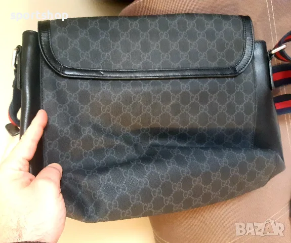 Оригинална чанта за лаптоп Gucci / Гучи, снимка 5 - Чанти - 45284498