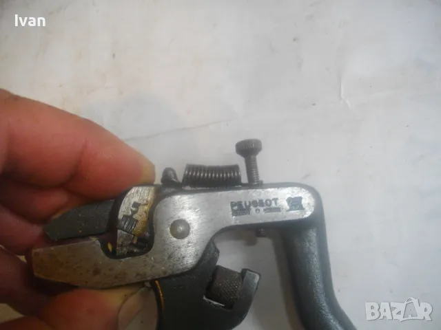 ПЕЖО НОВИ ПРОФЕСИОНАЛНИ ФРЕНСКИ РЪЧНИ КЛЕЩИ ЧАПРАЗ 0-5 мм НА ЗЪБИ НА ВЕРИГИ ТРИОНИ ДИСКОВЕ PEUGEOT, снимка 8 - Други инструменти - 50245801