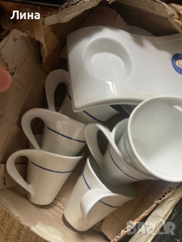 Сервиз за кафе, снимка 3 - Сервизи - 54090330