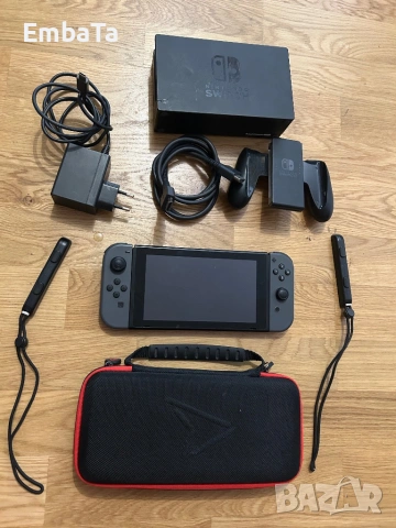 Конзола Nintendo switch пълен комплект