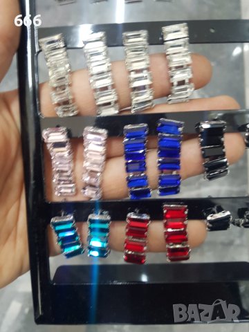 Обеци, снимка 2 - Обеци - 40715760