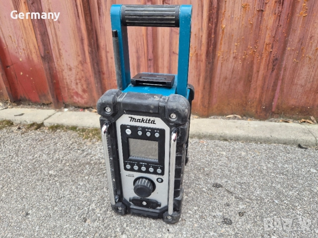 радио макита makita , снимка 2 - Други инструменти - 51912119