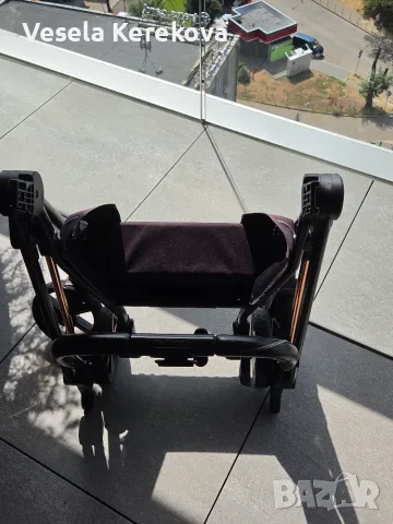 Peg Perego Veloce 3 в 1 – лека, луксозна и елегантна количка + всички аксесоари, снимка 6 - Детски колички - 55888391
