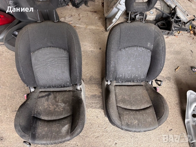 Седалки Пежо 206 предни 