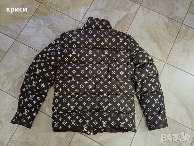 Оригинално дамско яке Louis Vuitton, снимка 2 - Якета - 49362254