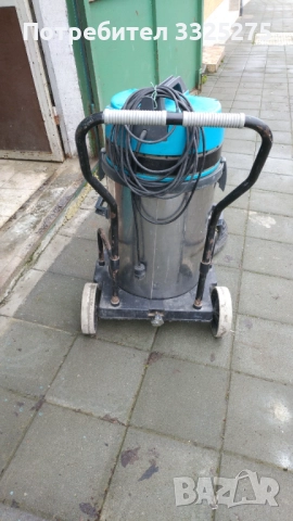 Професионална прахо/водосмукачка, снимка 2 - Други машини и части - 52470352