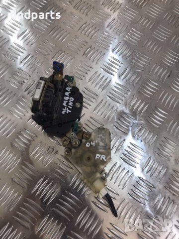 Предна дясна брава Nissan Almera Tino,2004г.