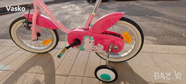 Продавам детски велосипед Btwin unicorn 500 14", снимка 3 - Коли, камиони, мотори, писти - 54239682