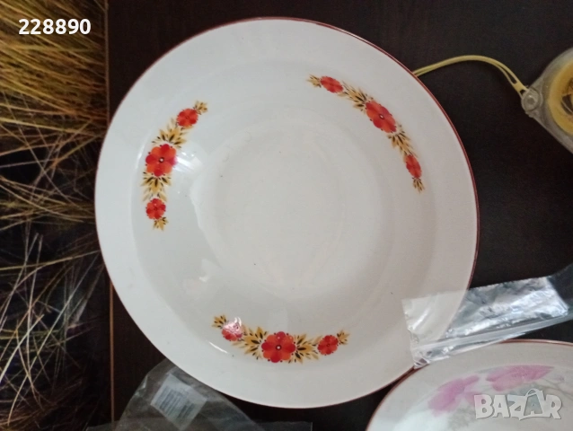 Купи Български порцелан , снимка 7 - Чинии - 51194658