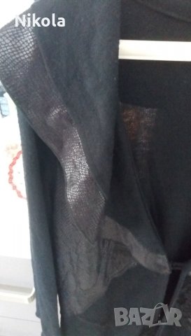 Дамска блуза тип жилетка с едно копче черна, снимка 4 - Жилетки - 35637647