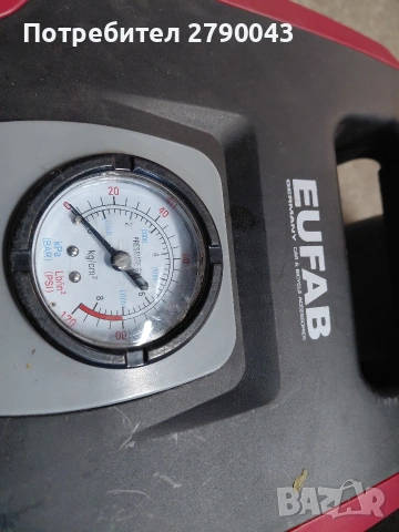 компресор за гуми , снимка 2 - Аксесоари и консумативи - 53050783