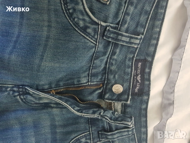 продавам дънки Емпорио Армани оригинал размер 32., снимка 4 - Дънки - 52064353