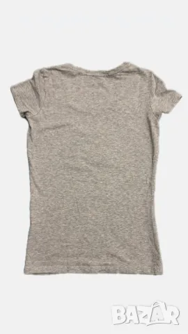 Маркова тениска на Guess, снимка 2 - Тениски - 48691565