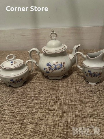 Сервиз. “Синя роза”