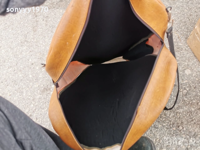 КОЖЕН КАЛЪФ ЗА КИТАРА ОТ ГЕРМАНИЯ 1104261648LCHERY1, снимка 18 - Китари - 54166594