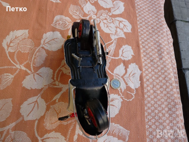 Стар метален  мотор  отличен, снимка 7 - Колекции - 53133417