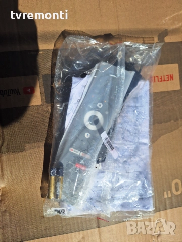 ОРИГИНАЛНО дистанционното управление  Телевизор THOMSON Модел 40FA2S13​, снимка 2 - Дистанционни - 54118773