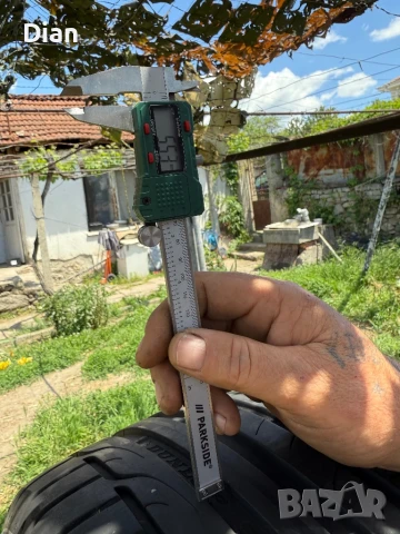 Dunlop 225/45/17 , снимка 2 - Гуми и джанти - 50445747