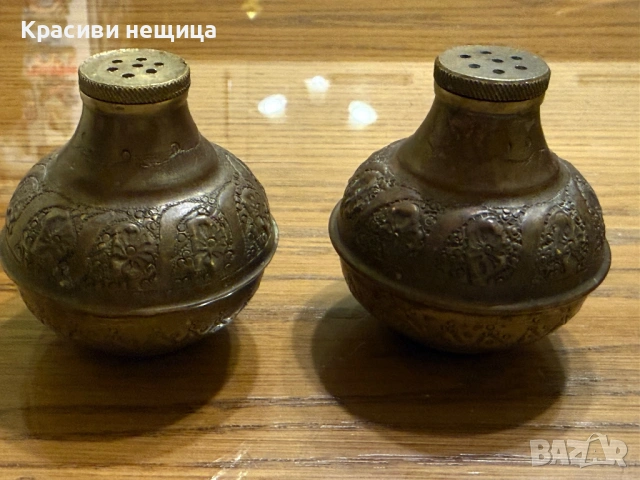 Комплект месингова солница и пиперница