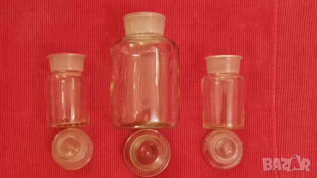 Аптекарски шишета, три броя. , снимка 3 - Антикварни и старинни предмети - 42457953