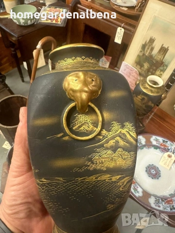 Японски вази „Черната Прелест" – Рядка колекционерска находка, снимка 3 - Вази - 54073575