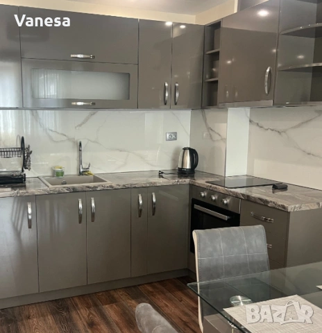 Двустаен апартамент в кв.Кючук Париж, снимка 2 - Апартаменти - 54027428