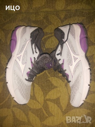 Дамски маратонки Mizuno 