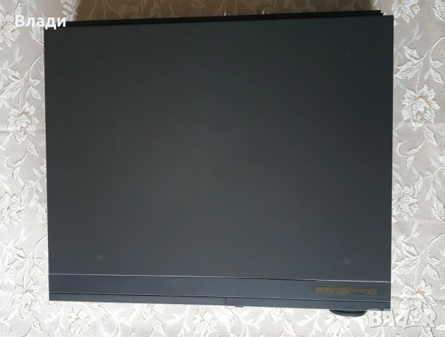 Видеокасетофон VHS Panasonic NV-F70B, снимка 3 - Плейъри, домашно кино, прожектори - 54024979