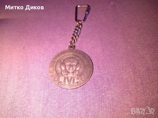 Ключодържател JVC винтидж, снимка 2 - Колекции - 51006139
