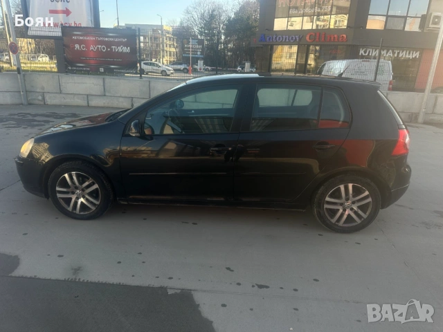 VW Golf 5 , снимка 9 - Автомобили и джипове - 53918736