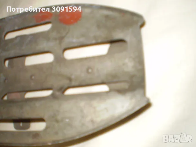 Винтидж стара метална стойка за ютия, снимка 2 - Колекции - 47273558