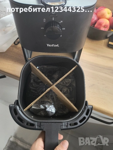 Фритюрник с горещ въздух серия LF16-P 1430W черен 3.5л. Tefal , снимка 2 - Фритюрници - 53047864