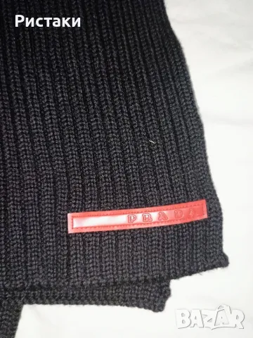 Унисекс шалове Prada , снимка 9 - Шалове - 48668608
