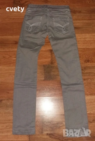 Като нови дънки Esprit и страхотна блуза за ръст 134 , снимка 4 - Детски панталони и дънки - 54166747