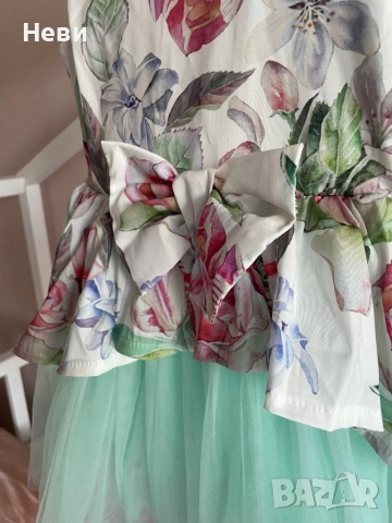 Официална детска рокля с тюл размер 110, снимка 4 - Детски рокли и поли - 51950071