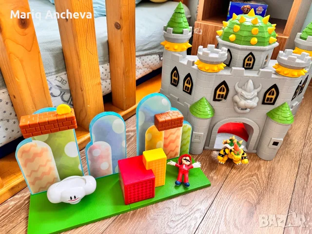 Замъкът на Баузер и игрален комплект супер Марио