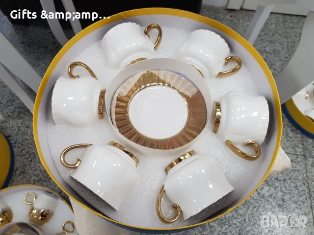 Красив порцеланов сервиз за капучино или чай в бяло и златно, снимка 1