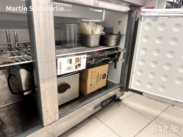 Професионален хладилен плот с витрина POLAR – 2 врати, гастронорми, снимка 5 - Обзавеждане на кухня - 54097144