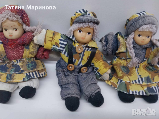 Три малки колекционерски кукли с керамични лица, снимка 3 - Колекции - 44618493