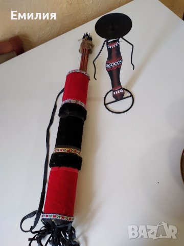 Дървена фигура, свещник, стрели, чинии, декоративна бутилка , снимка 2 - Други - 40761692