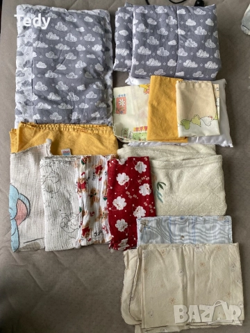 Лот бебешки аксесоари 