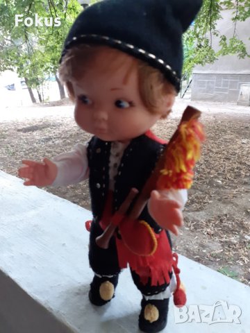 Стара гумена кукла в носия с гайда , снимка 4 - Антикварни и старинни предмети - 33863613