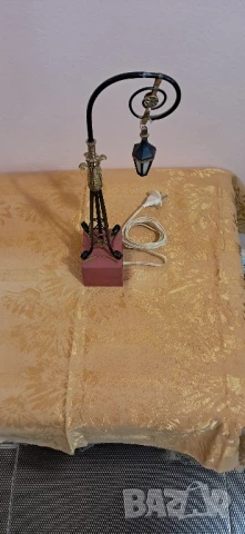 Стара декоративна лампа 