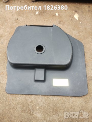 Капак за резервно колело audi a4  